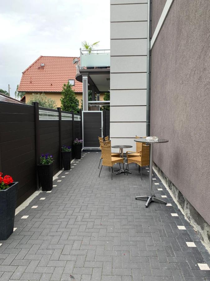 Sam - Gasthaus.Md Magdeburg Exteriör bild